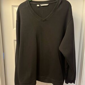 Men’s black Cutter & Buck long sleeve V-neck Top, xtra large